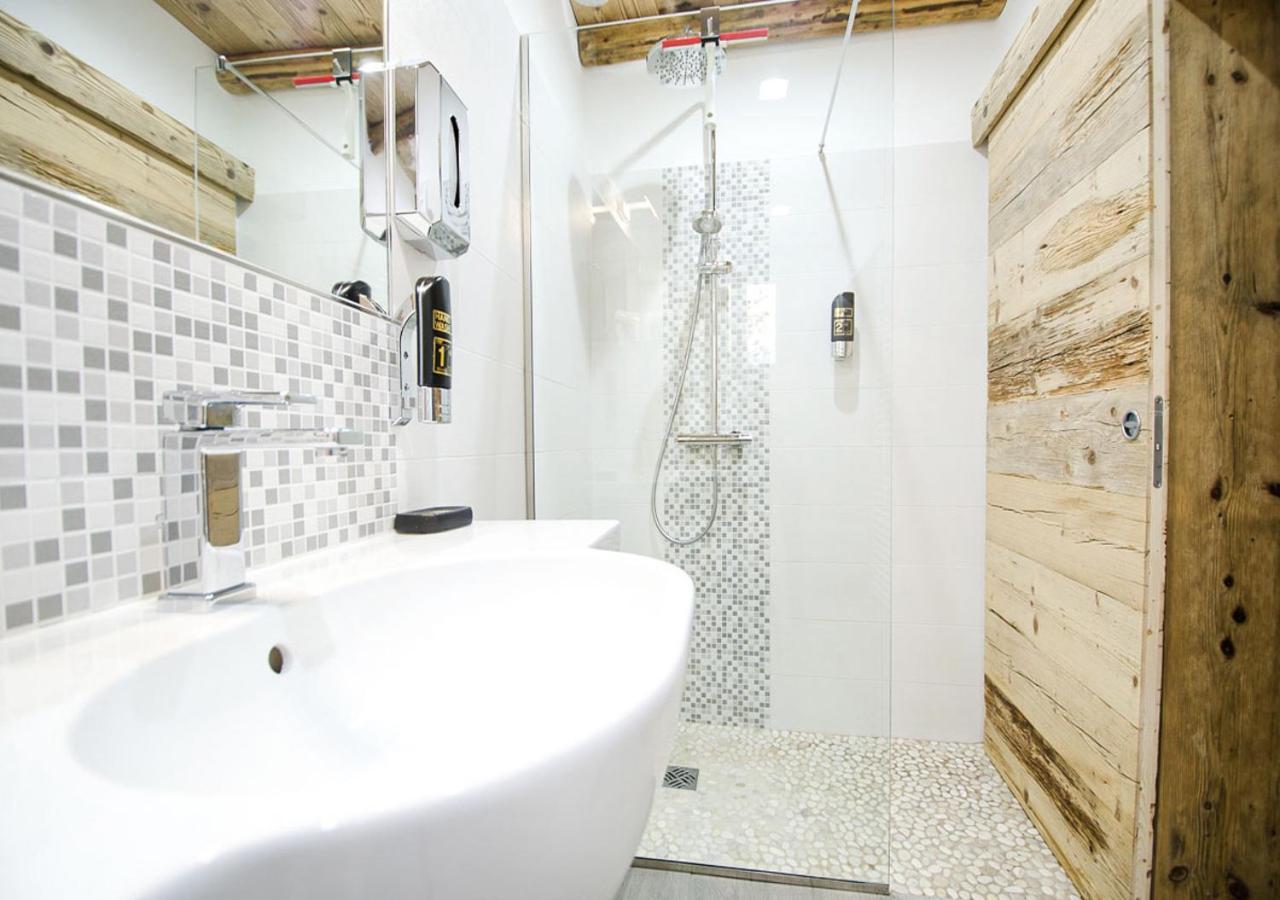Casa Tosca - Holiday Home Torbole Sul Garda Luaran gambar