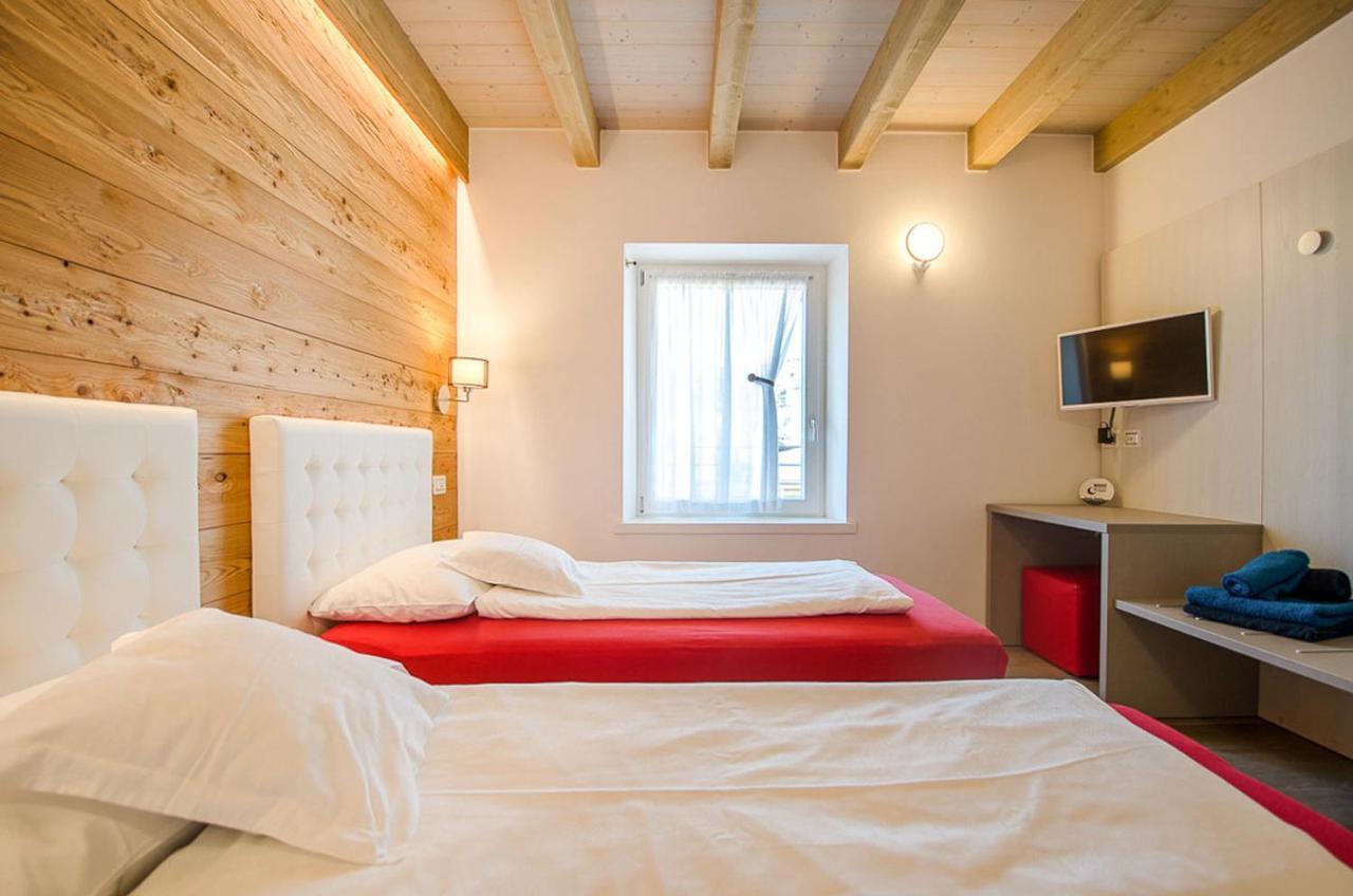 Casa Tosca - Holiday Home Torbole Sul Garda Luaran gambar
