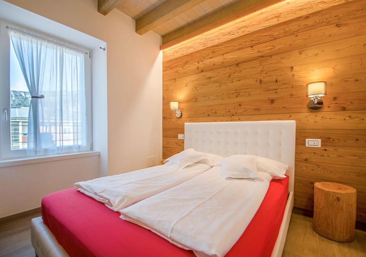 Casa Tosca - Holiday Home Torbole Sul Garda Luaran gambar