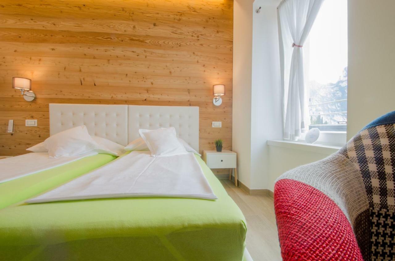 Casa Tosca - Holiday Home Torbole Sul Garda Luaran gambar